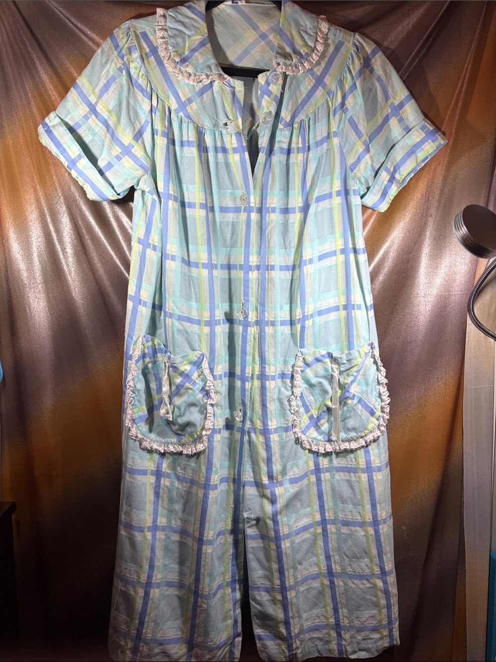 Vintage J.C. Penney housecoat Pastel Plaid Short Sleeve Button small tear NN